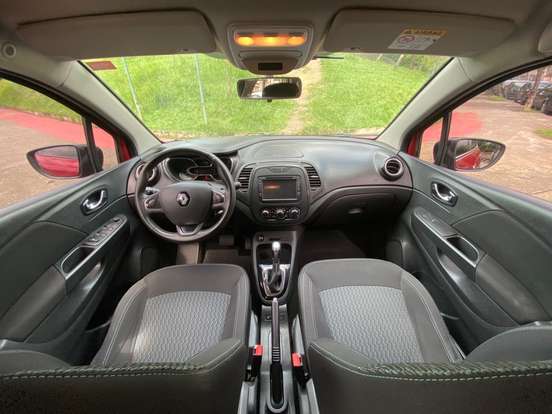 RENAULT-CAPTUR-2018