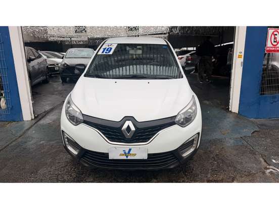 RENAULT-CAPTUR-2018