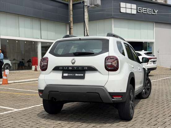 RENAULT-DUSTER-2024