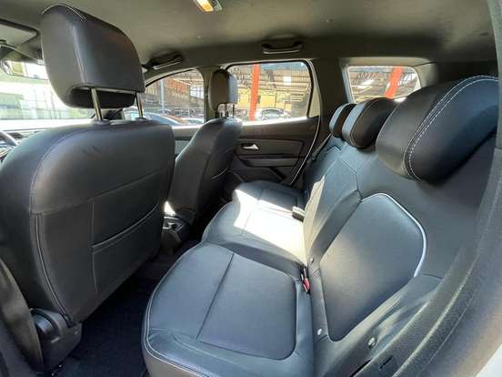 RENAULT-DUSTER-2022