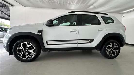 RENAULT-DUSTER-2023