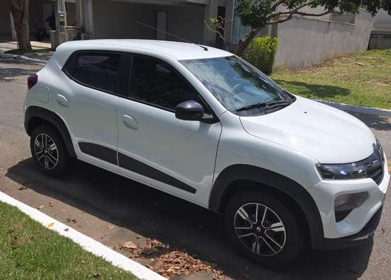 RENAULT-KWID-1.0 12V SCE FLEX INTENSE MANUAL RENAULT-KWID-2023