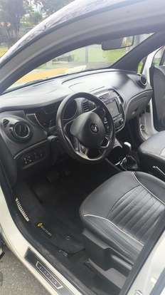 RENAULT-CAPTUR-2019