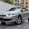 RENAULT FLUENCE 2.0 DYNAMIQUE 16V FLEX 4P AUTOMÁTICO RENAULT FLUENCE 2.0 DYNAMIQUE 16V FLEX 4P AUTOMÁTICO