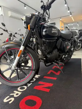 ROYAL ENFIELD-CLASSIC 350 DARK-2024