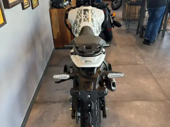 ROYAL ENFIELD-HIMALAYAN 450 KAMET WHITE ROYAL ENFIELD-HIMALAYAN 450 KAMET WHITE-2026