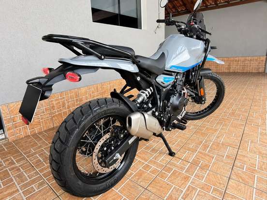 ROYAL ENFIELD-HIMALAYAN 450 KAMET WHITE ROYAL ENFIELD-HIMALAYAN 450 KAMET WHITE-2026