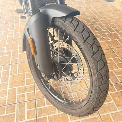 ROYAL ENFIELD-HIMALAYAN 450 KAMET WHITE-2026