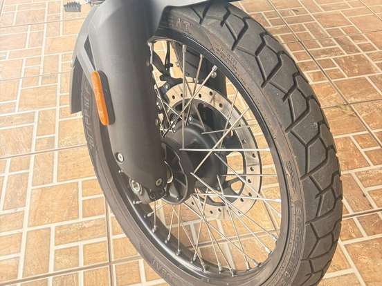 ROYAL ENFIELD-HIMALAYAN 450 KAMET WHITE ROYAL ENFIELD-HIMALAYAN 450 KAMET WHITE-2026