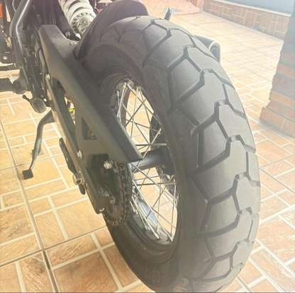 ROYAL ENFIELD-HIMALAYAN 450 KAMET WHITE-2026