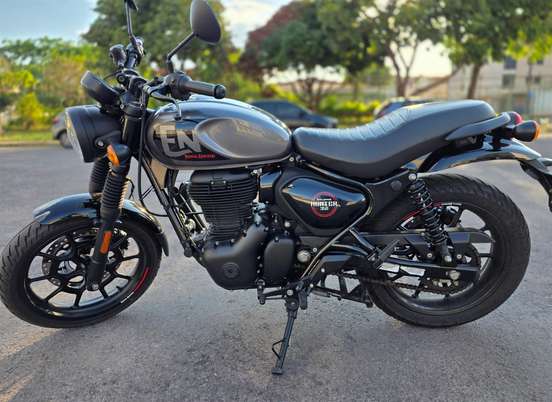 ROYAL ENFIELD-HUNTER 350-2023