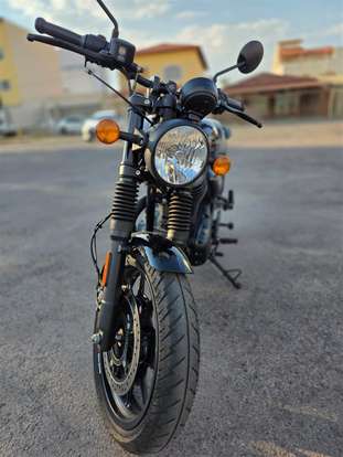 ROYAL ENFIELD-HUNTER 350-2023