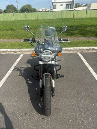ROYAL ENFIELD-METEOR 650 INTERSTELLAR-2025