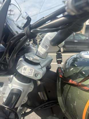 ROYAL ENFIELD-METEOR 650 INTERSTELLAR-2025