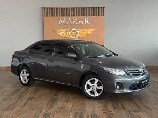 TOYOTA-COROLLA-2013