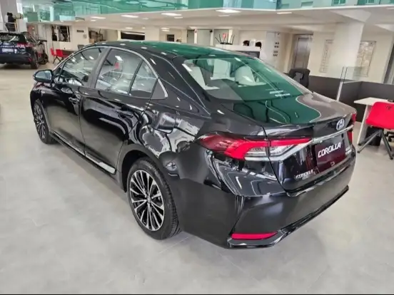 TOYOTA-COROLLA-2026
