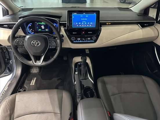 TOYOTA-COROLLA-2022