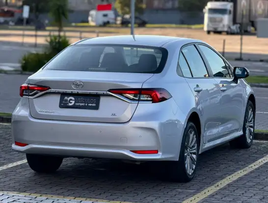 TOYOTA-COROLLA-2023