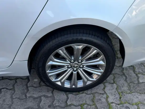 TOYOTA-COROLLA-2023