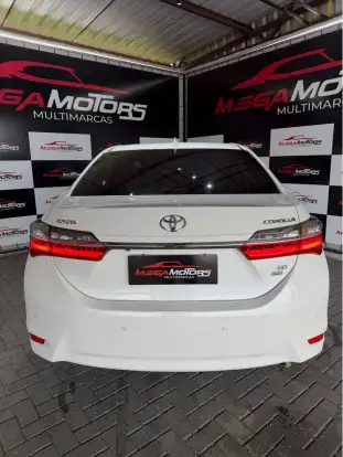 TOYOTA-COROLLA-2018