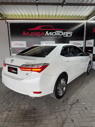 TOYOTA-COROLLA-2018