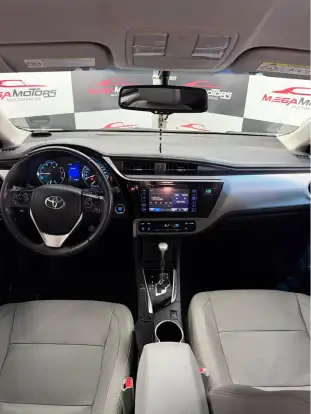 TOYOTA-COROLLA-2018