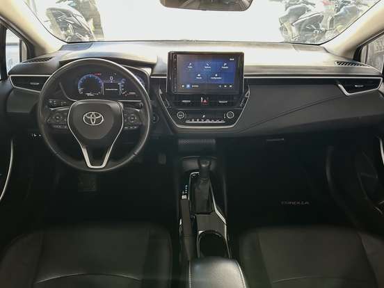 TOYOTA-COROLLA-2023