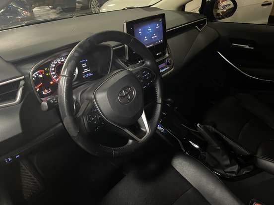 TOYOTA-COROLLA-2022