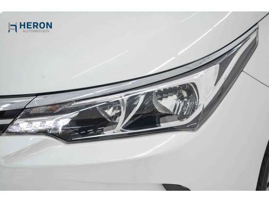 TOYOTA-COROLLA-2019