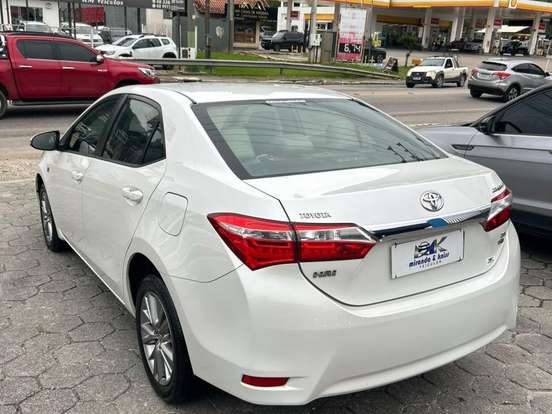 TOYOTA-COROLLA-2.0 XEI 16V FLEX 4P AUTOMÁTICO TOYOTA-COROLLA-2015