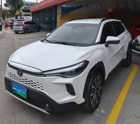 TOYOTA-COROLLA CROSS-2024