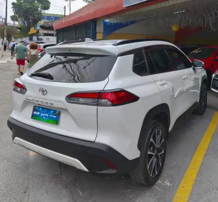 TOYOTA-COROLLA CROSS-2024
