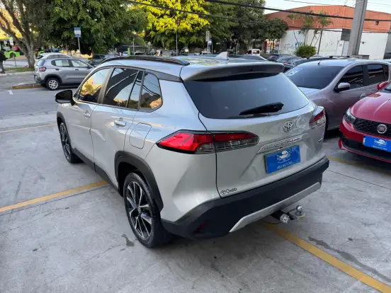 TOYOTA-COROLLA CROSS-2024