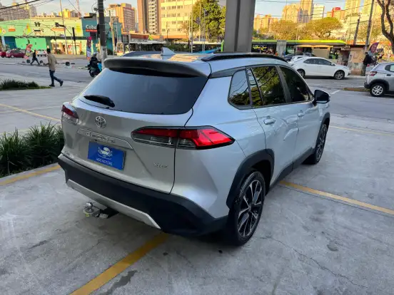 TOYOTA-COROLLA CROSS-2024