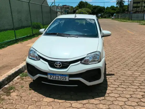 TOYOTA-ETIOS-1.3 X 16V FLEX 4P MANUAL TOYOTA-ETIOS-2017
