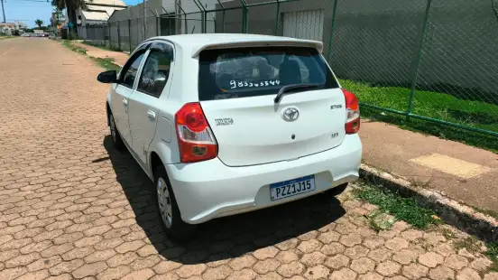 TOYOTA-ETIOS-2017