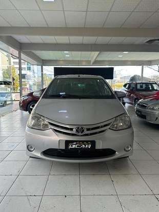 TOYOTA-ETIOS-2014