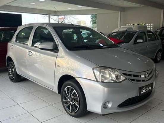TOYOTA-ETIOS-1.3 X 16V FLEX 4P MANUAL TOYOTA-ETIOS-2014