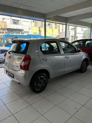 TOYOTA-ETIOS-2014