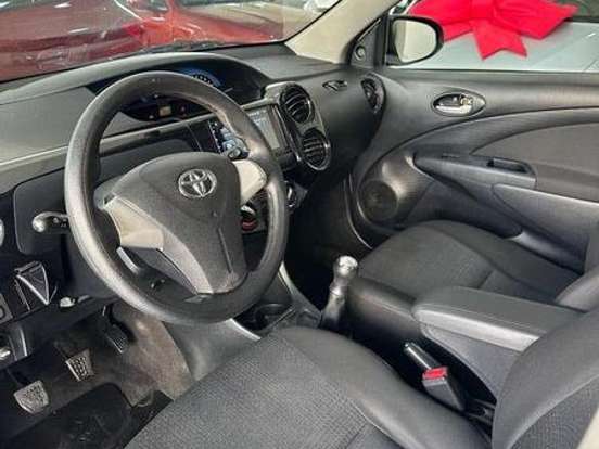 TOYOTA-ETIOS-1.3 X 16V FLEX 4P MANUAL TOYOTA-ETIOS-2014