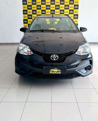 TOYOTA-ETIOS-2017
