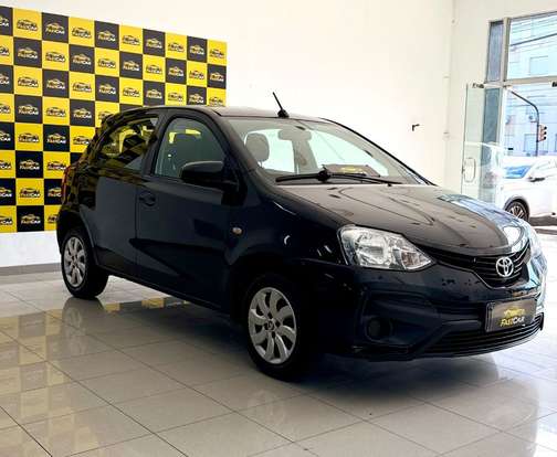 TOYOTA-ETIOS-1.3 X 16V FLEX 4P MANUAL TOYOTA-ETIOS-2017