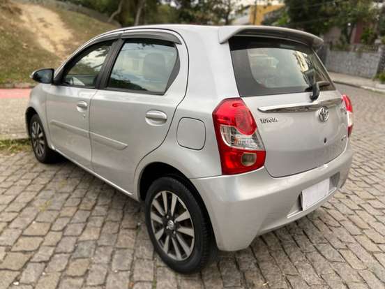 TOYOTA-ETIOS-1.5 XLS 16V FLEX 4P MANUAL TOYOTA-ETIOS-2016