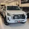 TOYOTA HILUX 2.8 D-4D TURBO DIESEL CD SRX 4X4 AUTOMÁTICO TOYOTA HILUX 2.8 D-4D TURBO DIESEL CD SRX 4X4 AUTOMÁTICO