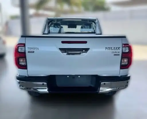 TOYOTA-HILUX-2026