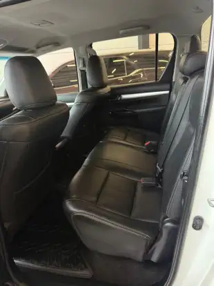 TOYOTA-HILUX-2019