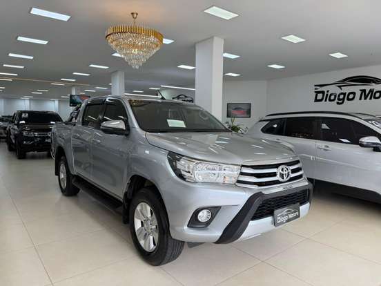 TOYOTA-HILUX-2.7 SRV 4X4 CD 16V FLEX 4P AUTOMÁTICO TOYOTA-HILUX-2016