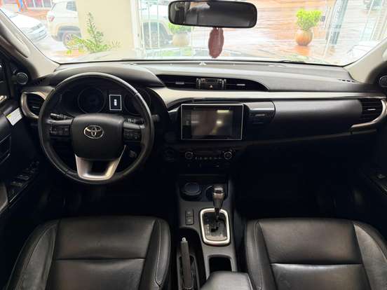 TOYOTA-HILUX-2.7 SRV 4X4 CD 16V FLEX 4P AUTOMÁTICO TOYOTA-HILUX-2016