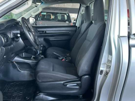 TOYOTA-HILUX-2.8 4X4 CS 16V TURBO DIESEL 2P MANUAL TOYOTA-HILUX-2018