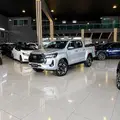 TOYOTA HILUX 2.8 D-4D TURBO DIESEL CD SRX 4X4 AUTOMÁTICO TOYOTA HILUX 2.8 D-4D TURBO DIESEL CD SRX 4X4 AUTOMÁTICO